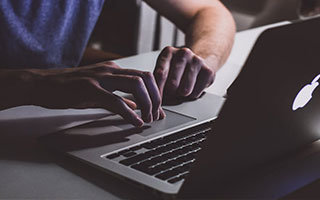 开云体育在线-拜仁封神夜！数据铁幕锁死姆巴佩，欧冠登顶的终极密码