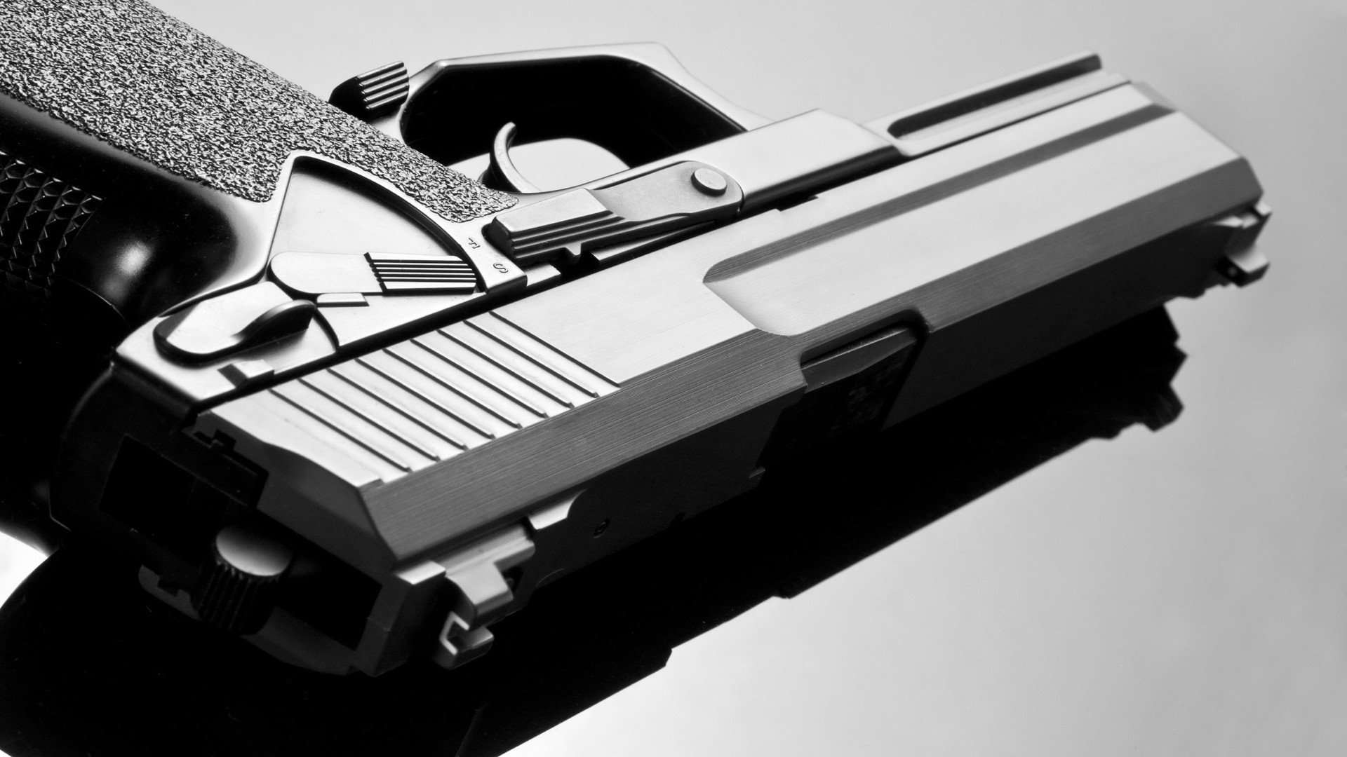 开云下载-压力之下的逆袭！福克斯爆发助北京队险胜猛龙，体育精神再显光芒