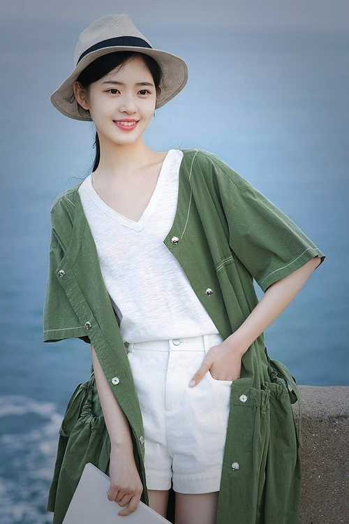 开云APP-南美悲歌！阿根廷3-0秘鲁，梅西缺席下的残酷统治，高原雄鹰折翼于蓝白风暴