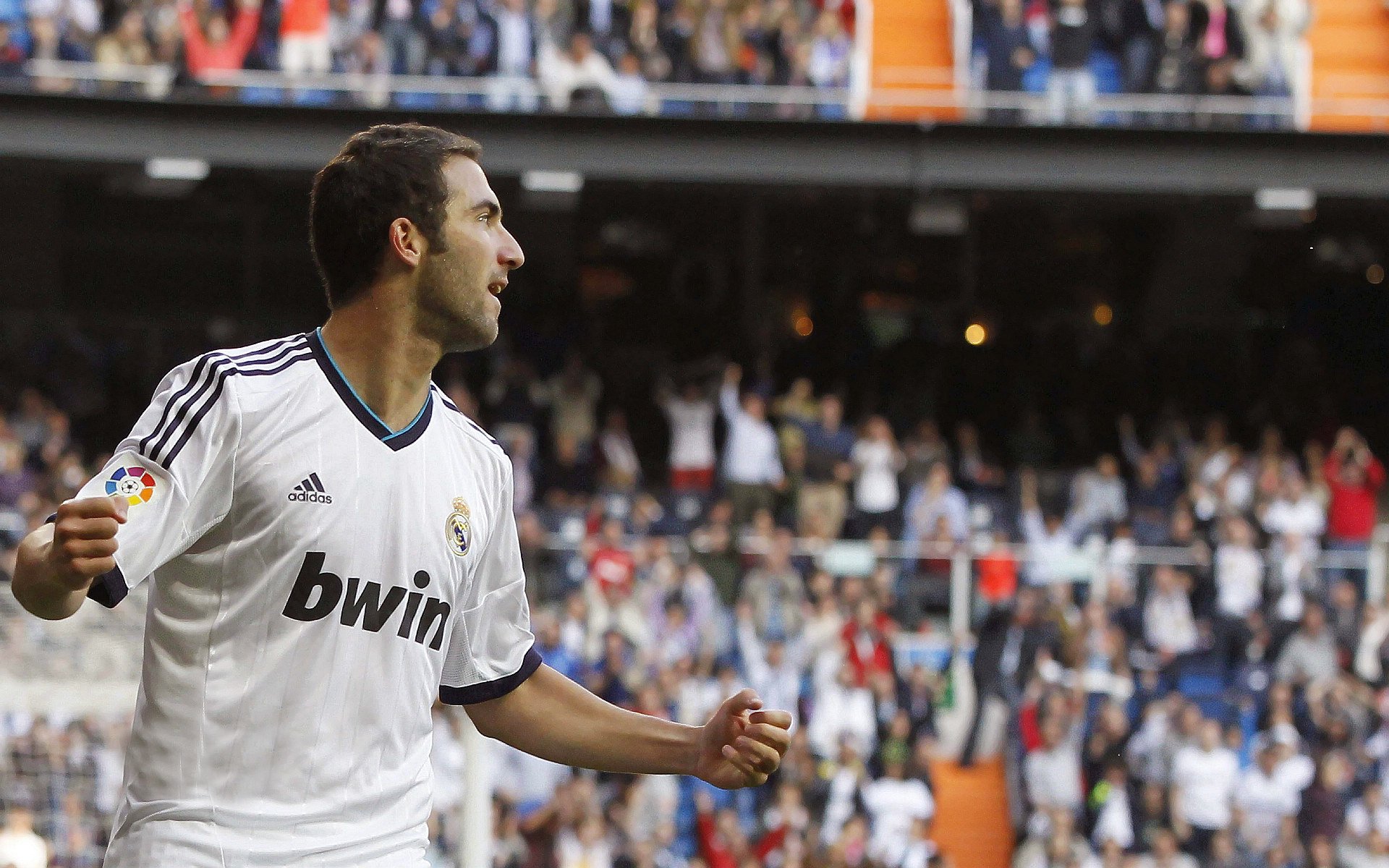 开云体育中国-北欧风暴席卷梅阿查，斯通斯一锤定音，挪威掀翻国际米兰